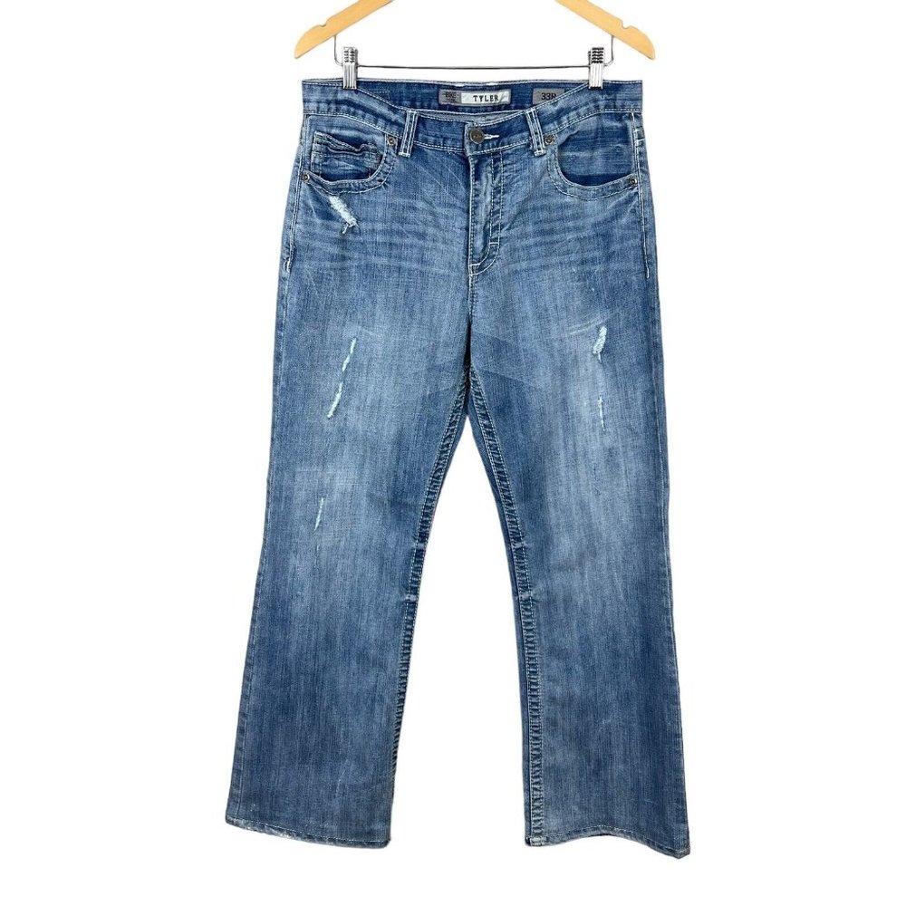 BKE Jeans Mens 33x29 Tyler Straight‎ Leg Blue Denim Light Wash Buckle Distressed